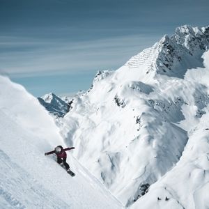 Meet your Posher, Wade